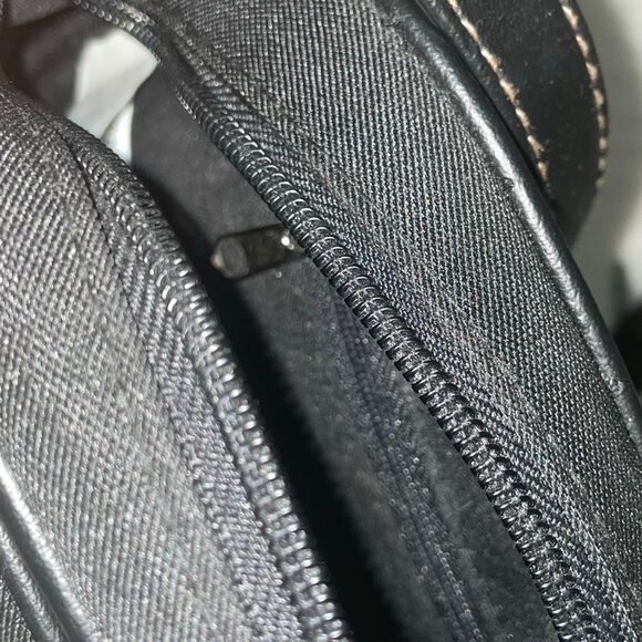 White stag black small messanger crossbody rectangular buckle bag new with tags - Picture 6 of 14